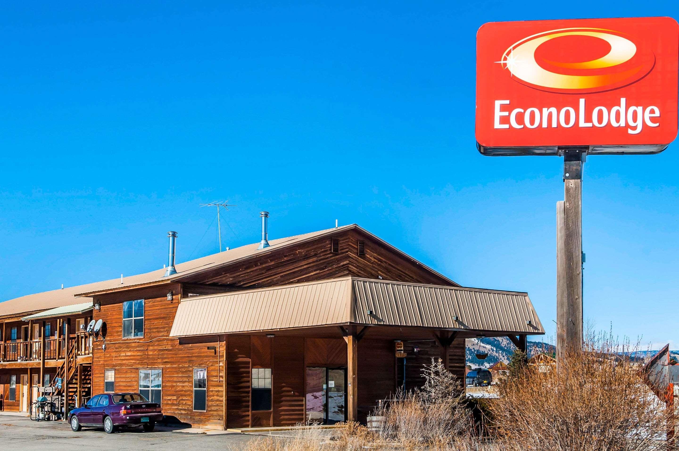 Econo Lodge Eagle Nest Exteriér fotografie