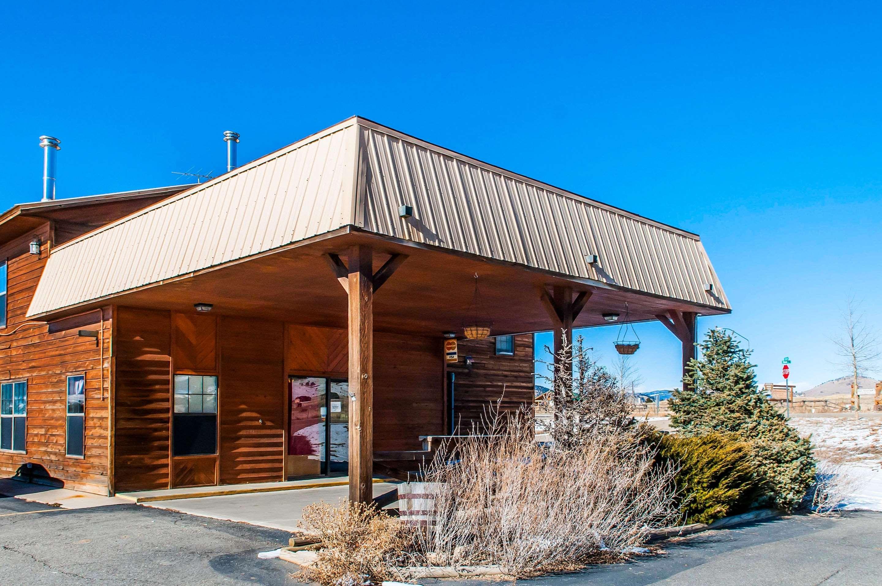 Econo Lodge Eagle Nest Exteriér fotografie